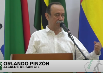 En San Gil, se realizó el Foro Provincial Guanentina convocado por el SES y Fecode.