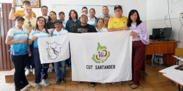 El SES programó jornadas de protesta en rechazo a las irregulares y millonarias contrataciones para privatizar la educación en Girón.